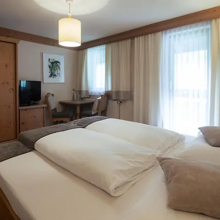 Residenz Anger Alm - Adults Only St. Leonhard im Pitztal