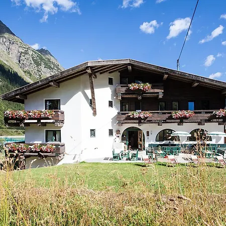 Отель Residenz Anger Alm - Adults Only