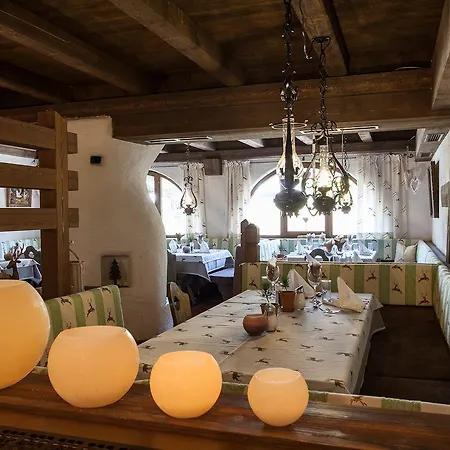 Residenz Anger Alm - Adults Only מלון